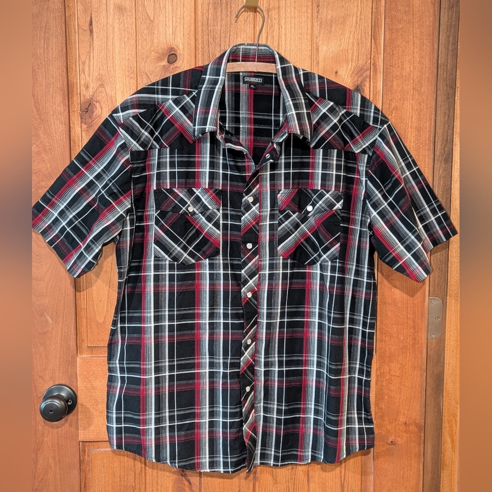 Gioberti Men's Black and‎ Red Plaid Short Sleeve Shirt